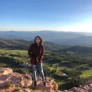 Meet your Posher, Adrienne